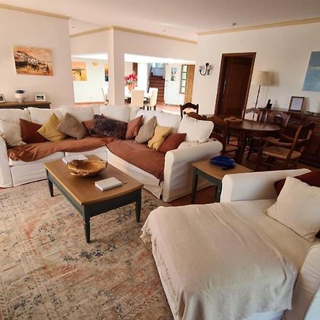 Peaceful 4BR villa on Gramacho golf resort w/ private pool Lagoa  Esterno foto