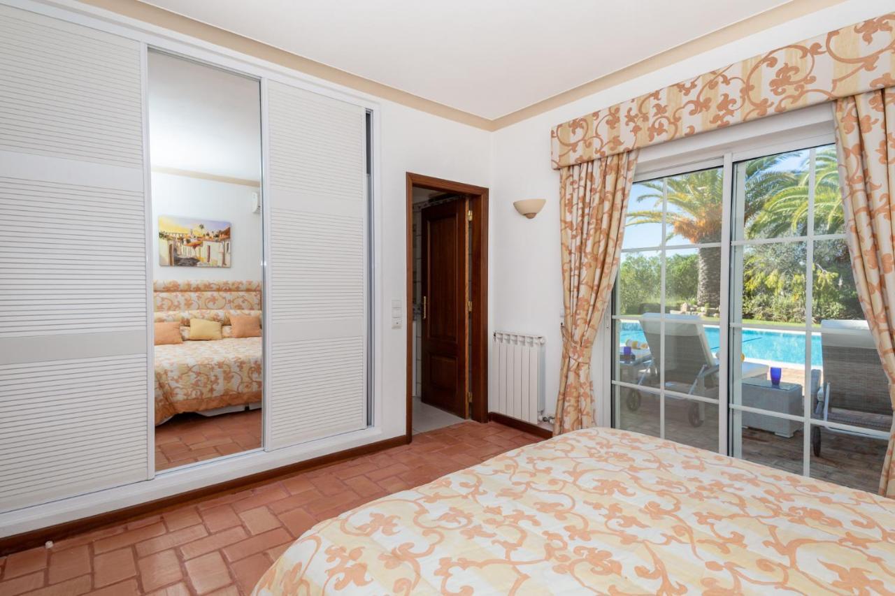 Peaceful 4BR villa on Gramacho golf resort w/ private pool Lagoa  Esterno foto