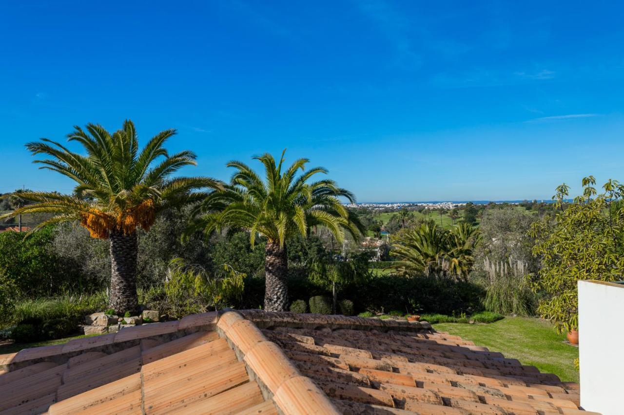 Peaceful 4BR villa on Gramacho golf resort w/ private pool Lagoa  Esterno foto